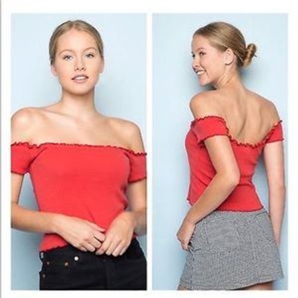 Brandy Melville Cherry Red Smocked Off The Shoulder Cap Sleeve Top Made In Italy
